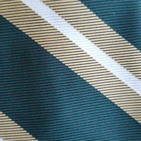 Fred Smith Co. Necktie - Picture 2 of 3